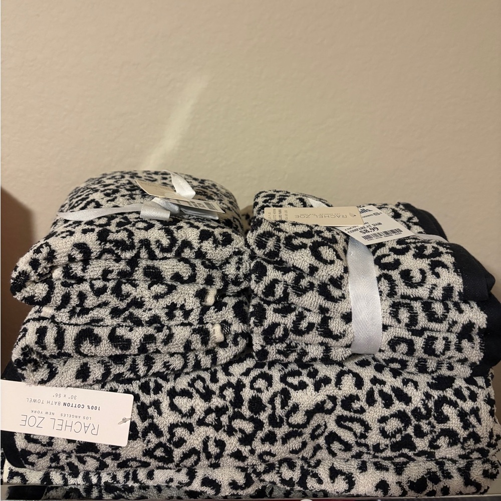 Rachel Zoe Black & White Leopard Print Towel Set
